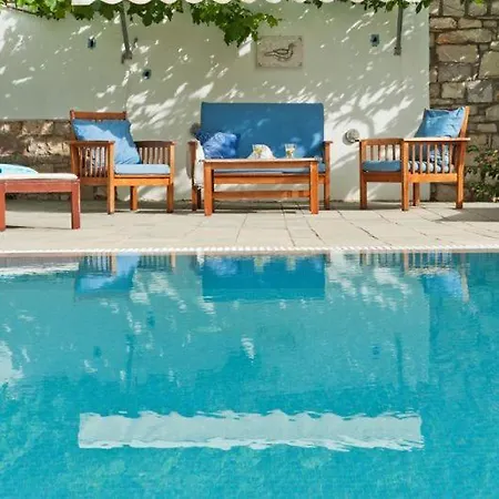 Iconpainter Villas